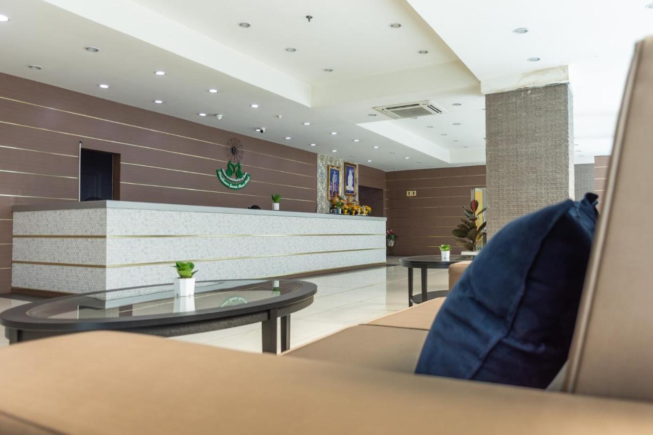 Mayflower Grand Hotel Korat Nakhonratchasima Buitenkant foto