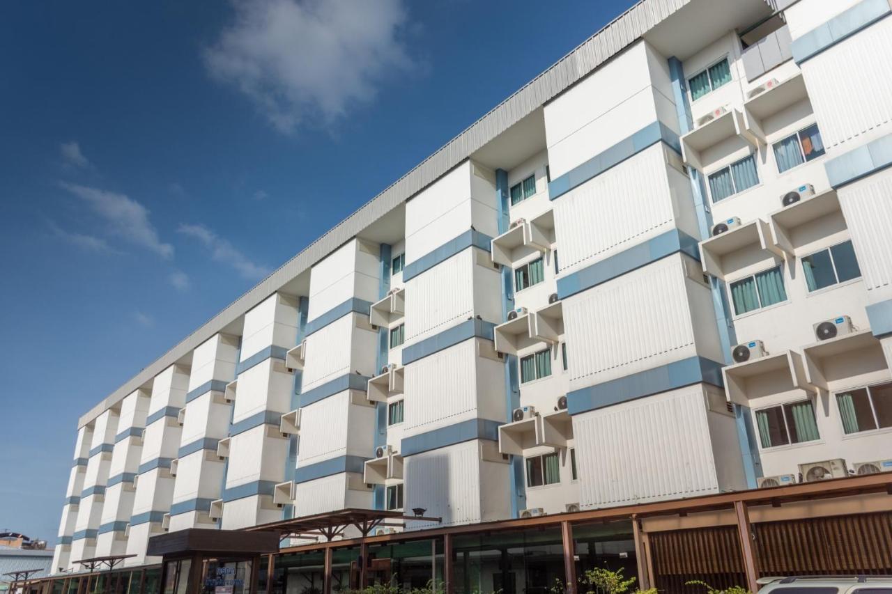 Mayflower Grand Hotel Korat Nakhonratchasima Buitenkant foto